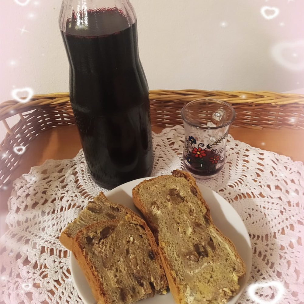 ajdova potica in aronijin sok